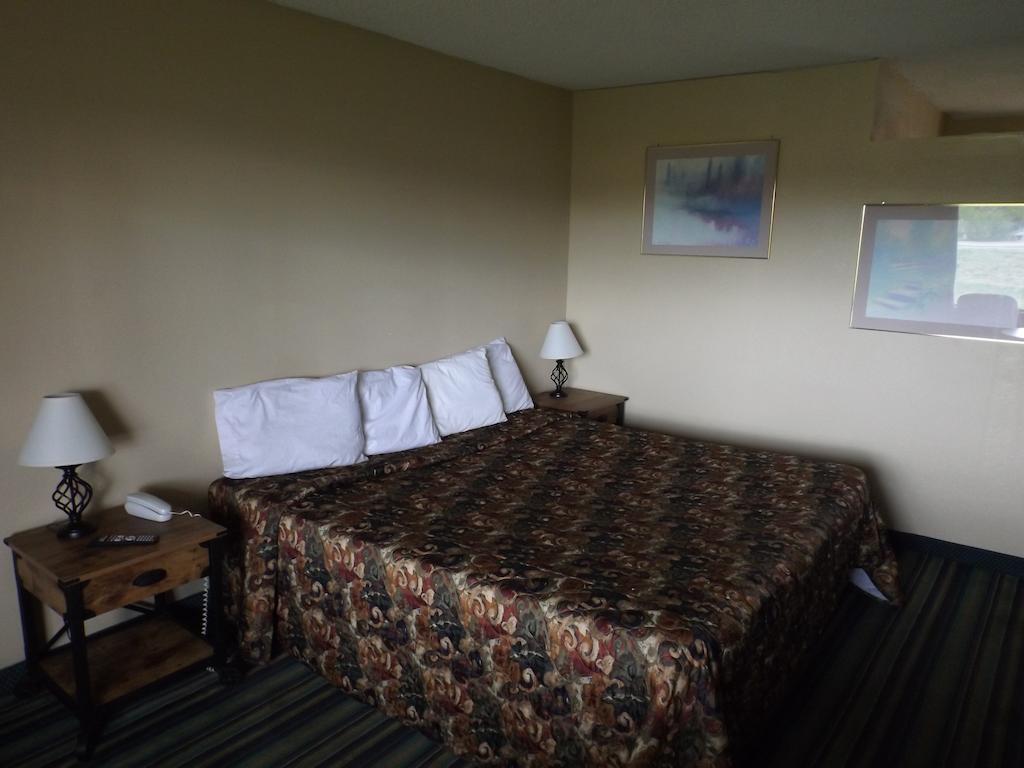 Chisholm Trail Inn Wellington Habitación foto